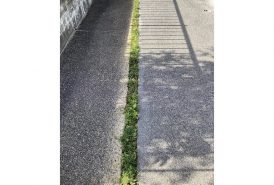 駐車場目地_人工芝施工前