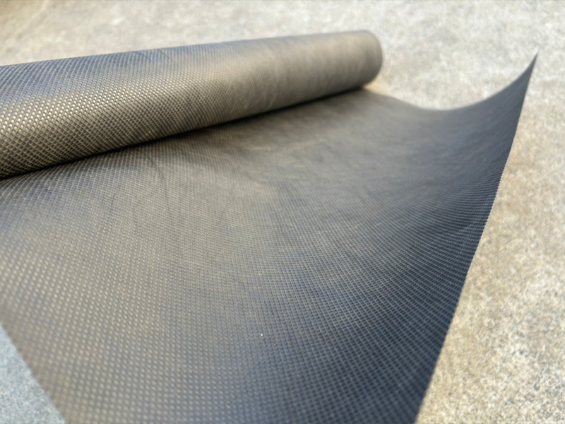 織り目のない防草シートを選ぶ